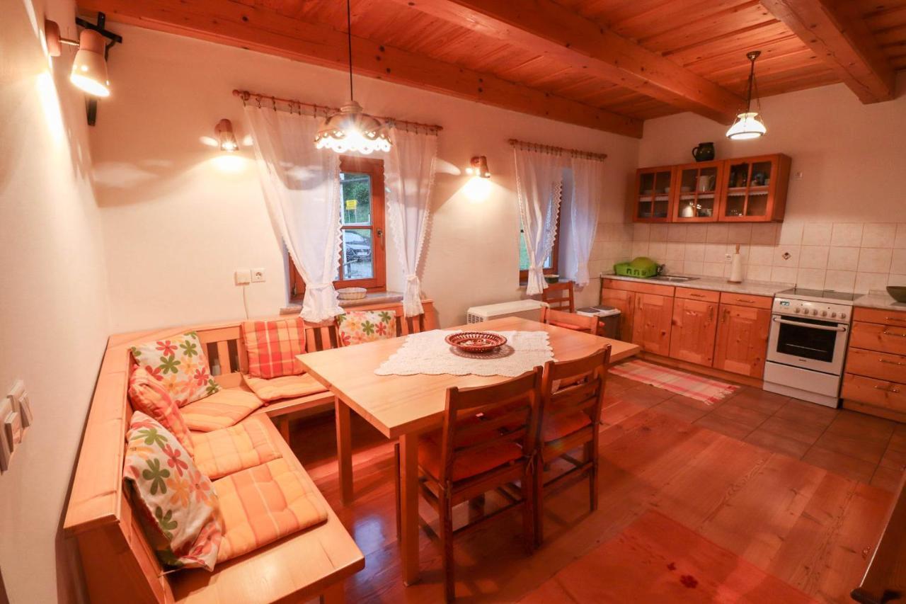Vikendica House Alpine Rose *