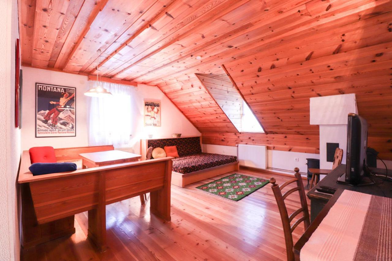 Vikendica House Alpine Rose *